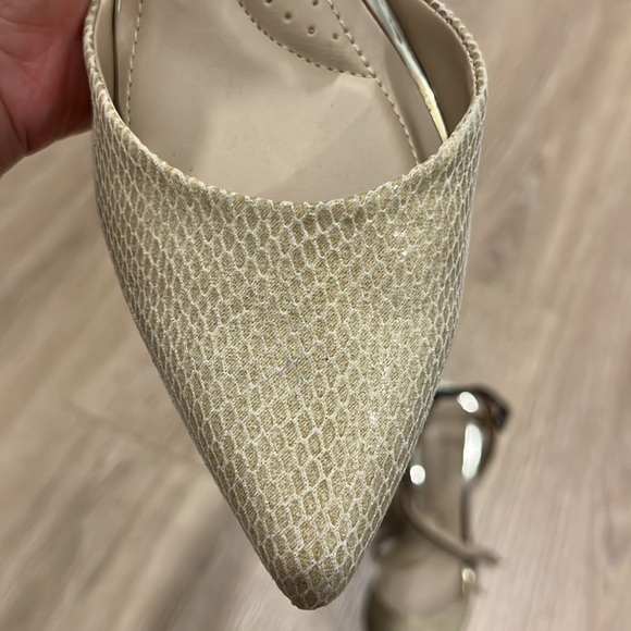 Ellen Tracy Black & Nude 3.5” Slingback Heels - size 7 - Picture 6 of 10